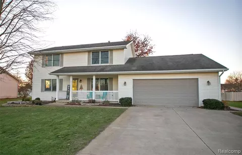 6611 Hidden Ln, Tecumseh, MI 49286 photo 1