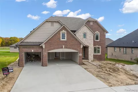 22068 E Majestic Dr, Macomb, MI 48044 photo 1