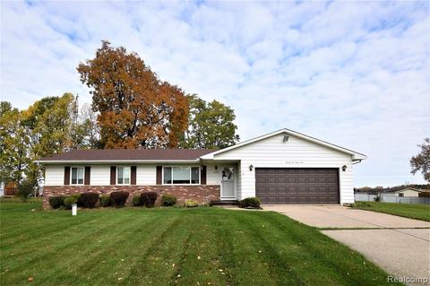 2269 E Mount Morris Rd, Mount Morris, MI 48458 photo 1