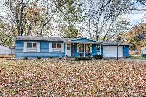 6312 Bluejay Dr, Flint, MI 48506 photo 1