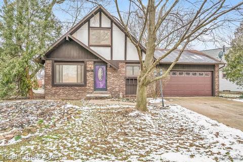 1500 Rustic Ridge Rd, Canton, MI 48188 photo 1