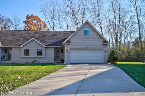 1333 Sunset Blvd, Flint, MI 48507 photo 1