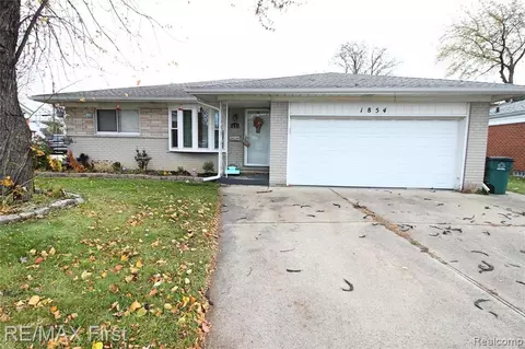1854 Castleton Dr, Troy, MI 48083 photo 1