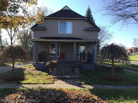 308 W Mill St, Capac, MI 48014 photo 1