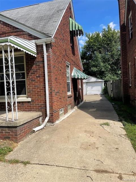 21030 Blackmar Ave, Warren, MI 48091 photo 1