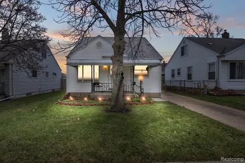 17515 Valade St, Riverview, MI 48193 photo 1