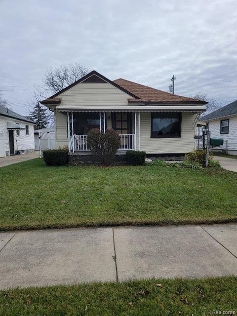 17059 Matthews St, Riverview, MI 48193 photo 1