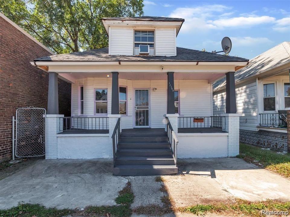  12309 Klinger St, Hamtramck, MI 48212 photo 1