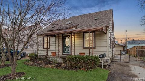 4245 Mildred St, Wayne, MI 48184 photo 1