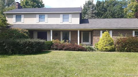 3305 Longview Dr, Flushing, MI 48433 photo 1