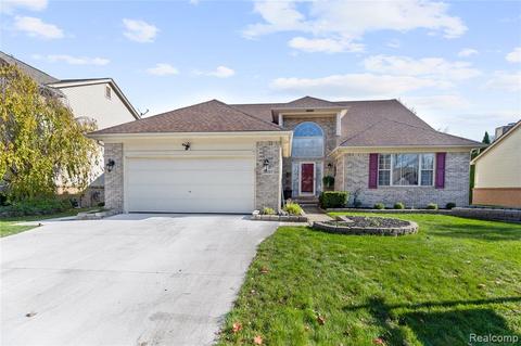 3657 Riverside Dr, Canton, MI 48188 photo 1