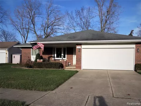 6776 Devonshire Dr, Canton, MI 48187 photo 1