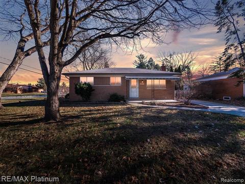 25840 Pine View Ave, Warren, MI 48091 photo 1