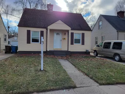 34251 John St, Wayne, MI 48184 photo 1
