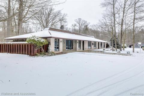 721 Richman Rd, St. Clair, MI 48079 photo 1