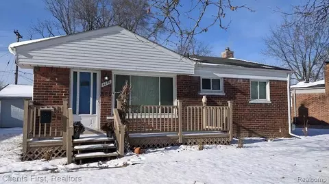 4240 Hayes St, Wayne, MI 48184 photo 1