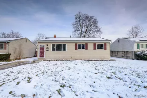 4835 Williams St, Wayne, MI 48184 photo 1