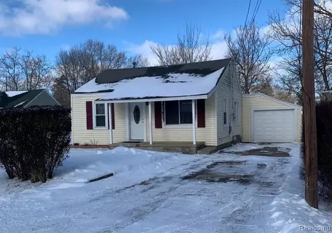 2201 E Bergin Ave, Burton, MI 48529 photo 1