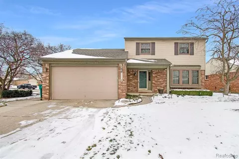 45886 Georgetown Dr, Macomb, MI 48044 photo 1