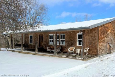 12055 Hadley Rd, Lyndon, MI 48137 photo 1