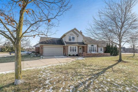 15731 Golfview, Riverview, MI 48193 photo 1