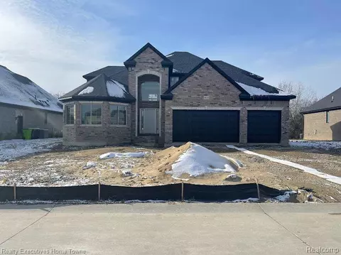 45735 Shoal Dr, Macomb, MI 48044 photo 1
