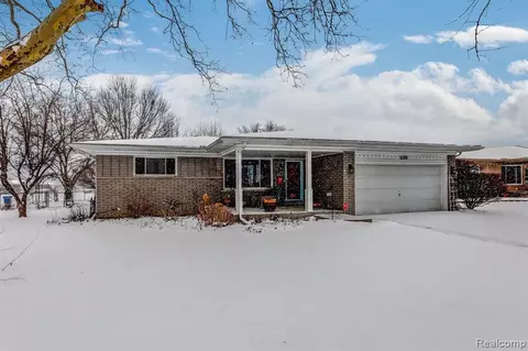 12201 Schauer Dr, Warren, MI 48093 photo 1