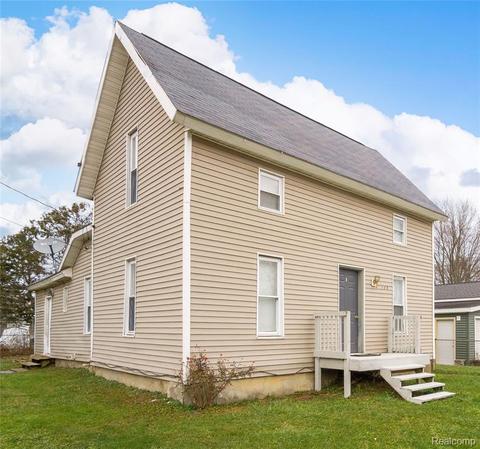 107 E Perry St, Durand, MI 48429 photo 1