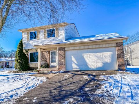 2918 Roundtree, Troy, MI 48083 photo 1
