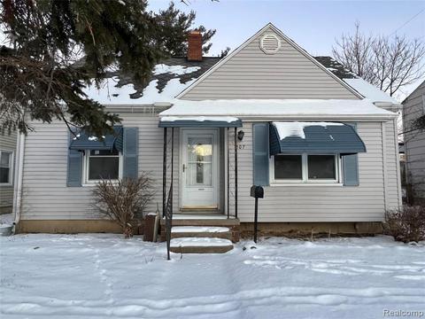 207 Chandler St, Flint, MI 48503 photo 1