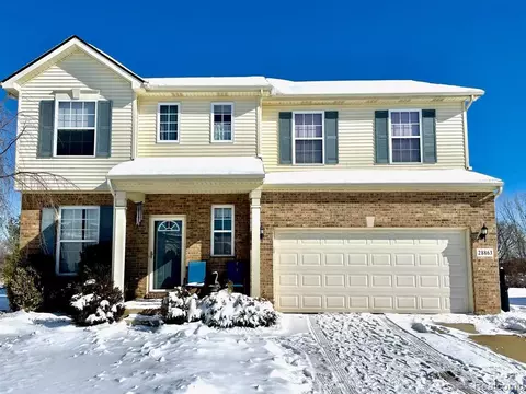 28863 Betsy Dr, Flat Rock, MI 48134 photo 1