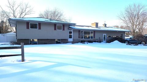 300 Norbert Ln, Hemlock, MI 48626 photo 1