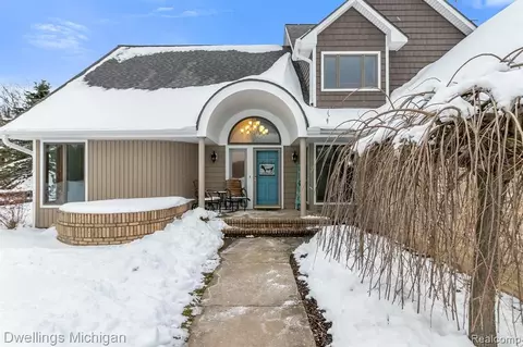 4567 Musson Rd, Howell, MI 48855 photo 1