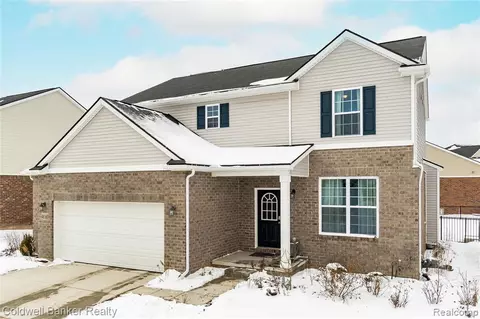 48363 Primrose Dr, Macomb, MI 48044 photo 1