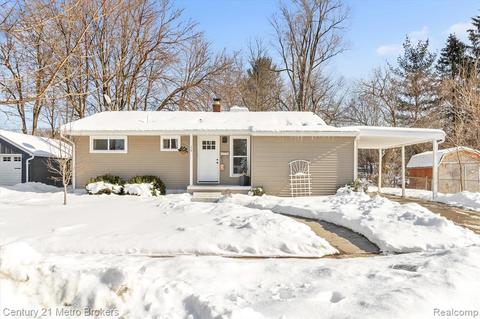 116 Labian Dr, Flushing, MI 48433 photo 1
