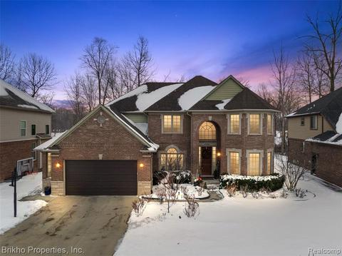 47820 Brennan Dr, Macomb, MI 48044 photo 1