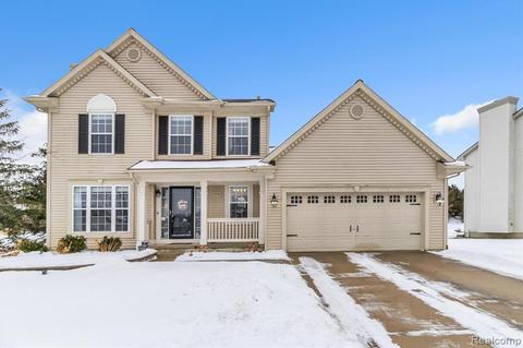 3776 Snowden Ln, Howell, MI 48843 photo 1