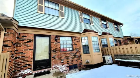2011 Vine Way Dr UNIT 62, Canton, MI 48188 photo 1