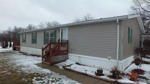 261 Holly Glenn, Monroe, MI 48161 photo 1