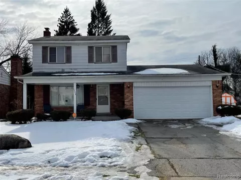 1126 Burlington Dr, Flint, MI 48503 photo 1