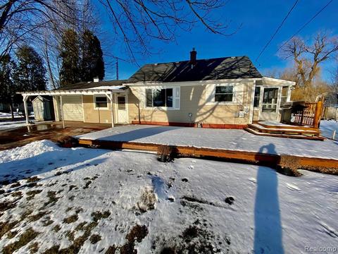 376 Virginia Ave, Algonac, MI 48001 photo 1
