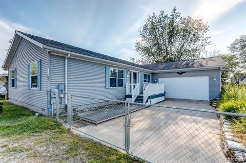 7336 Edlane Rd, Clay, MI 48001 photo 1