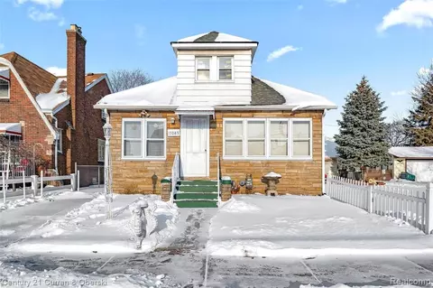 17089 Dora St, Melvindale, MI 48122 photo 1
