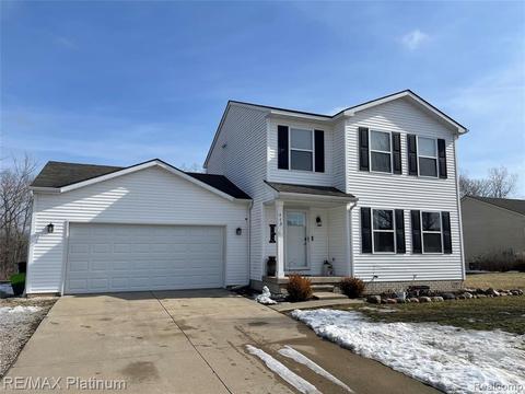 443 Windy Blf, Flushing, MI 48433 photo 1