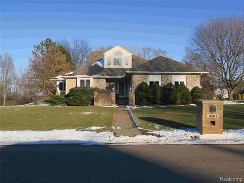 2011 W Coachlight Dr, Jackson, MI 49201 photo 1