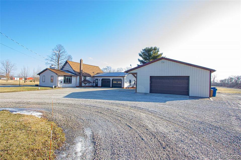 9160 Steffas Rd, Maybee, MI 48159 32 Photos MLS 2220013836 Movoto