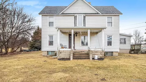 51230 Willis Rd, Sumpter, MI 48111