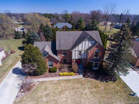 4198 Carson Dr, Troy, MI 48098 photo 1