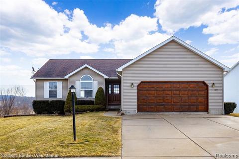 1097 Emerald Forest Ln, Davison, MI 48423 photo 1