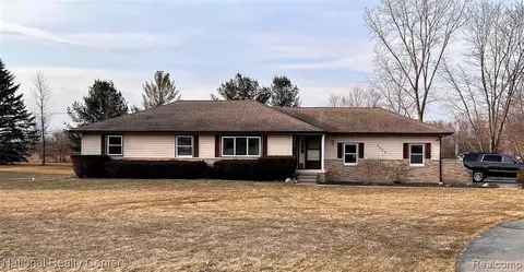 9899 E Monroe Rd, Durand, MI 48429 photo 1
